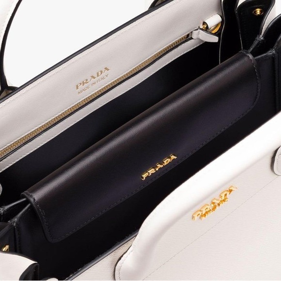 Prada Saffiano City Leather White Bag Black Trim Bibliothèque Tote Bag - Picture 8 of 10
